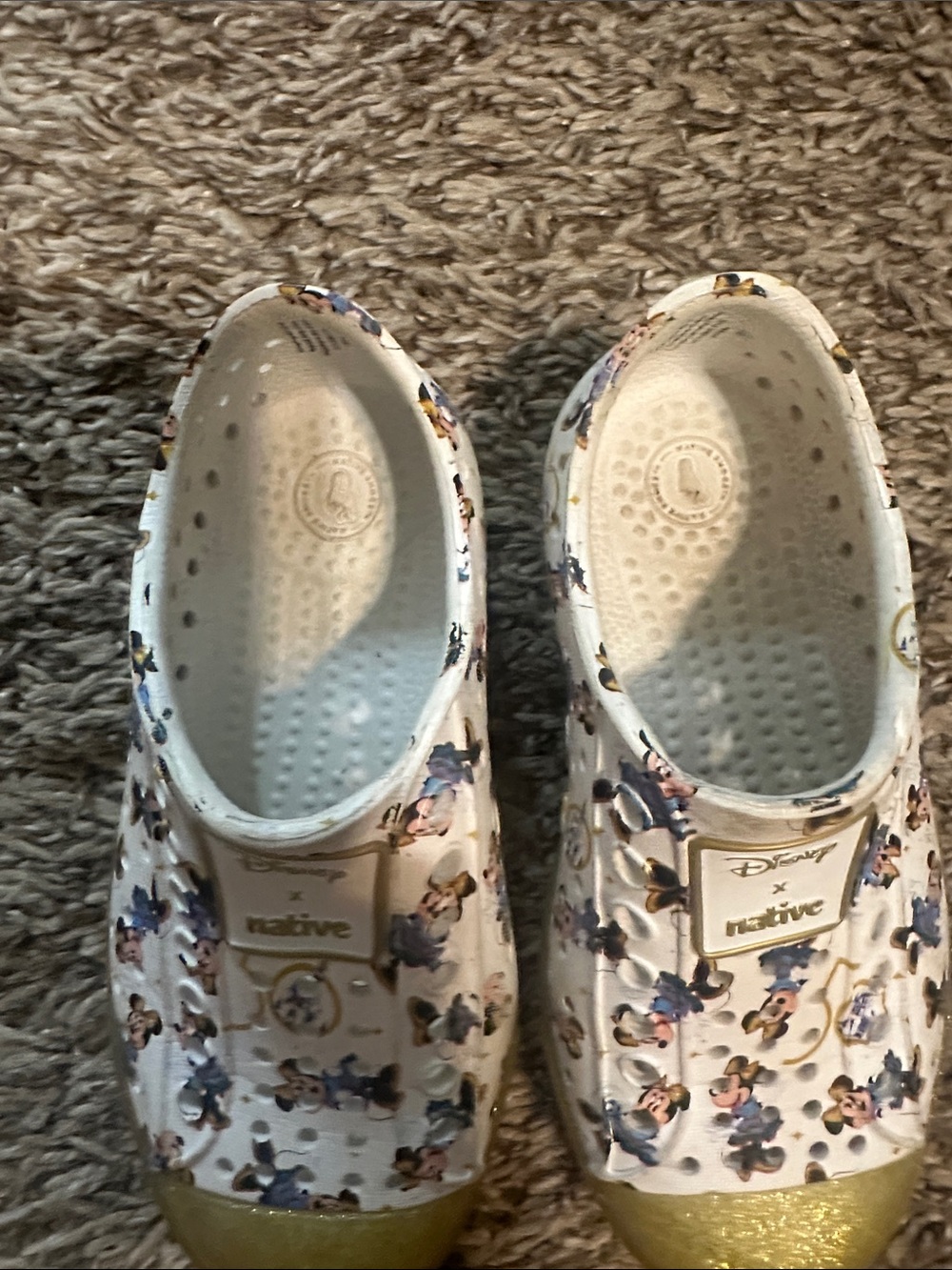 Native Disneys 50th anniversary childrens shoes  h - Picture 3 of 7